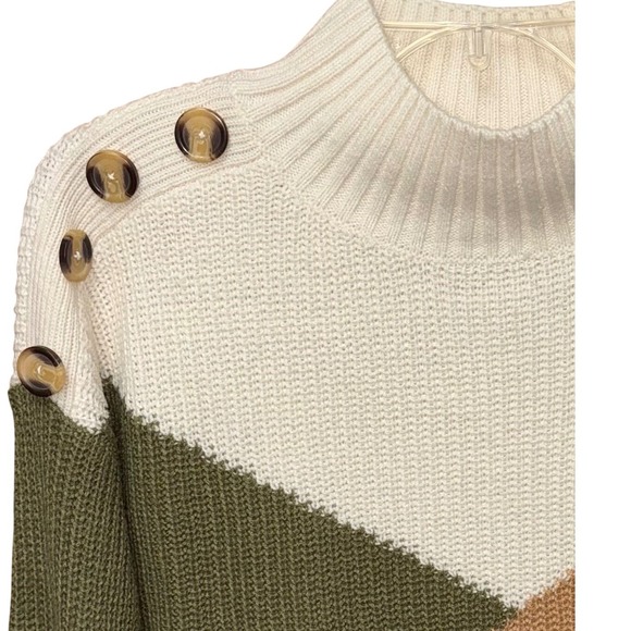 FCT With Love Colorblock Mock Neck Button Shoulder Sweater L Casual Chic Preppy - Picture 3 of 7